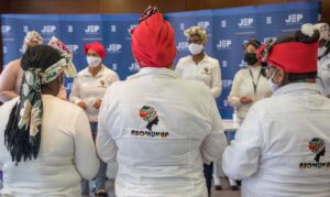 Entrega-de-informe-ASOMUNEP en la JEP con Instituto CAPAZ y FESCOL