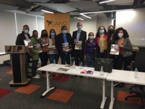 Entrega en la JEP del inofrme de desplazamiento transfronterizo a Venezuela